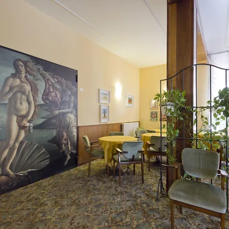 Hotel Meeting 3*